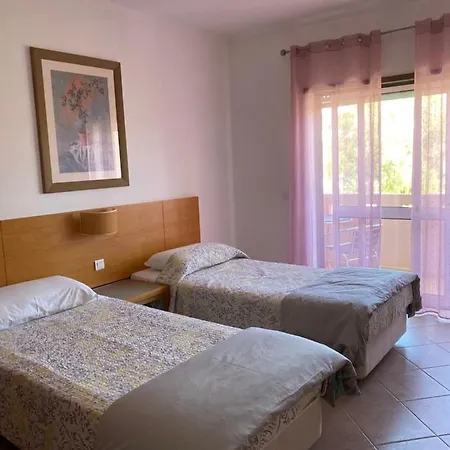 Castelos Da Rocha Aparthotel 3*