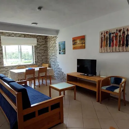 Castelos Da Rocha アパートホテル