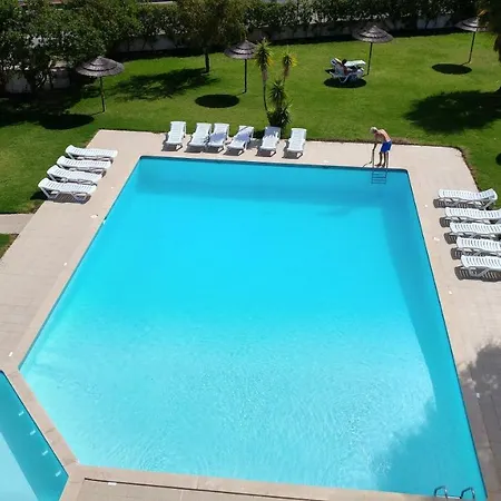 Castelos Da Rocha アパートホテル
