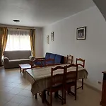 מלון דירות Castelos Da Rocha 4*