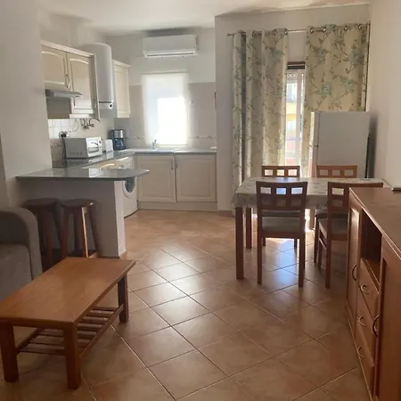 Castelos Da Rocha Aparthotel