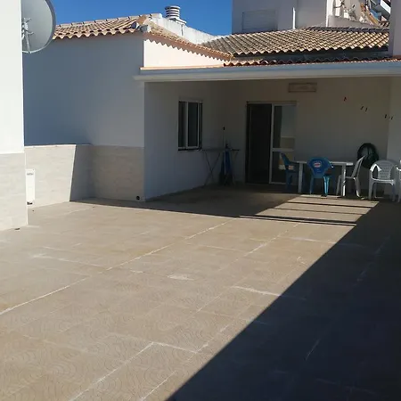 Castelos Da Rocha 아파트호텔