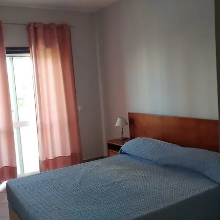 Lägenhetshotell Castelos Da Rocha