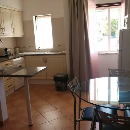 Castelos Da Rocha Aparthotel