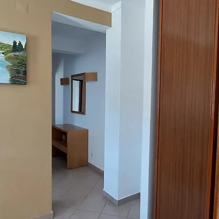 Castelos Da Rocha Apartahotel