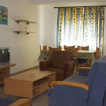 卡斯特罗达罗沙公寓