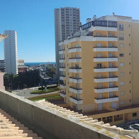 卡斯特罗达罗沙公寓