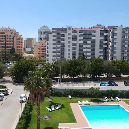 Castelos Da Rocha Apartahotel 3*