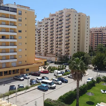 卡斯特罗达罗沙公寓 4* 波尔蒂芒