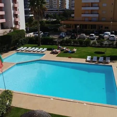 Castelos Da Rocha Apartahotel