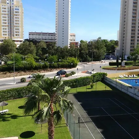 卡斯特罗达罗沙公寓 公寓式酒店 波尔蒂芒