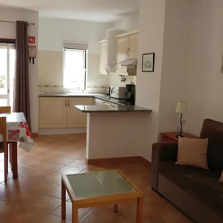 Apartahotel Castelos Da Rocha
